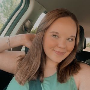 Meet your Posher, Madison